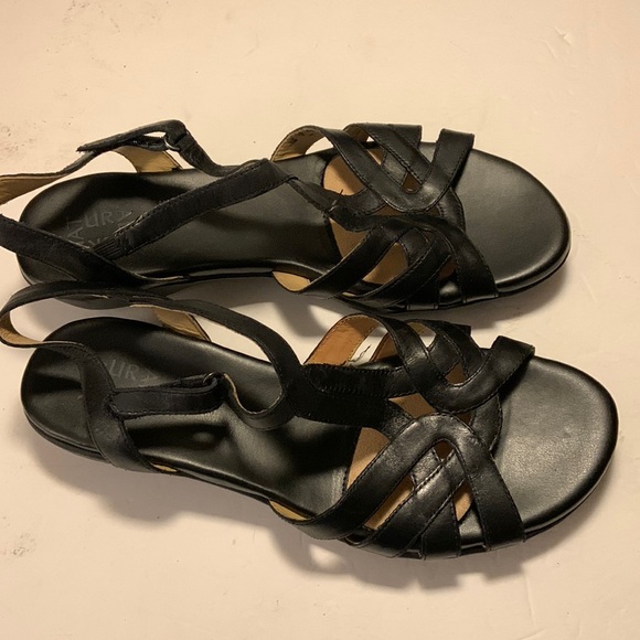 Naturalizer Black Nella Leather Upper Strappy Comfort Sandals 10M - Picture 1 of 5